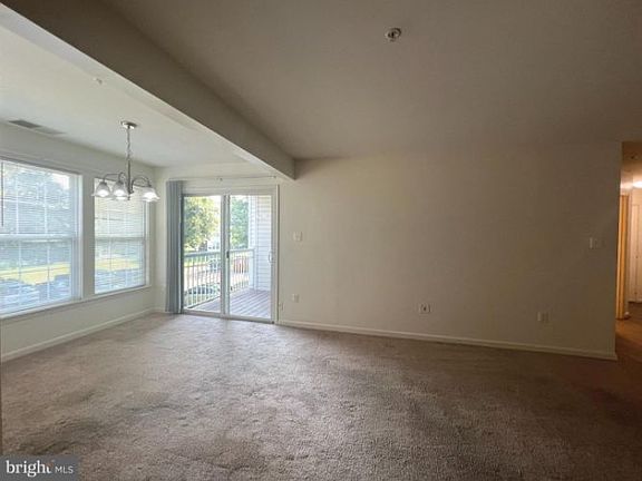 5th image of 7532 Coxton Ct #128