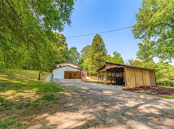 4th image of 5051 Tony Ave