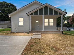 422 E Cemetery St, Salisbury, NC 28144