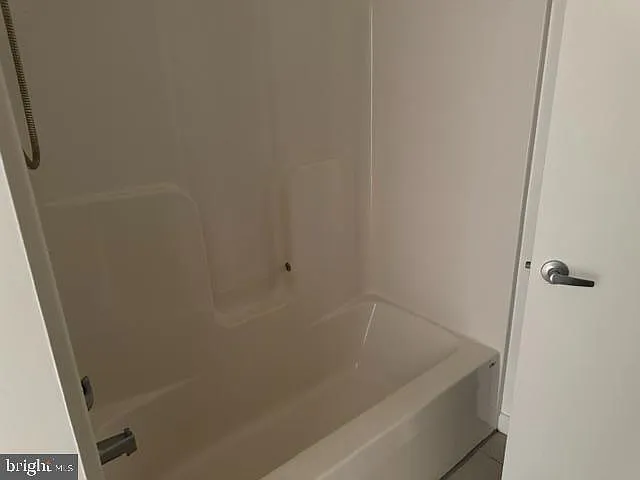 2029 E Fletcher St #8 — Photo 10