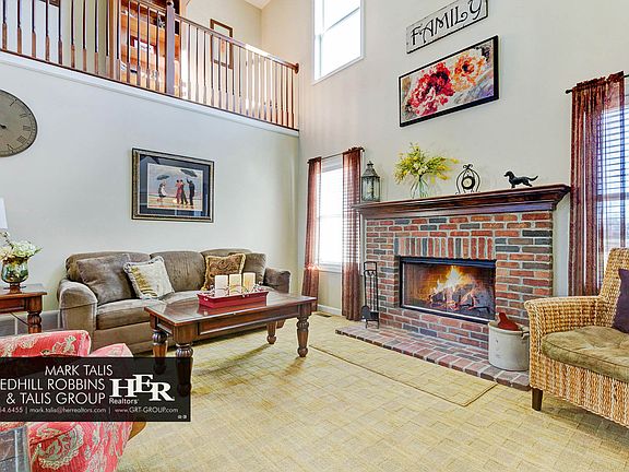 3rd image of 2446 Bradshaw Blvd