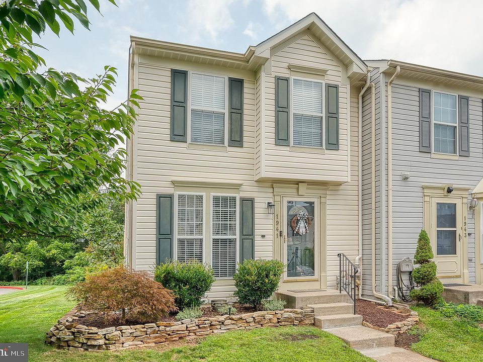 1st image of 1941 Laurel Oak Dr