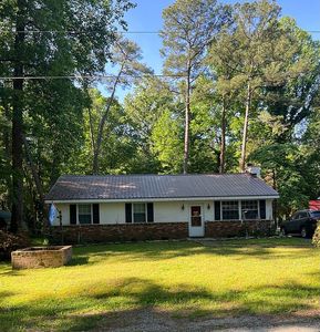 52 Boxwood Dr, Hartfield, VA, 23071