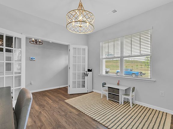 5th image of 603 Bayridge Rd