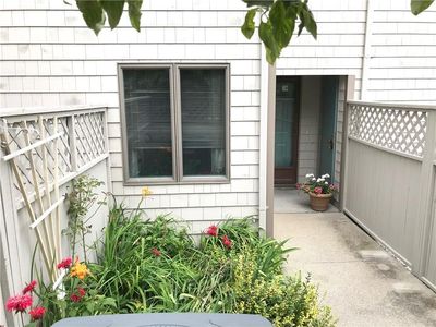 81 Windward Ln #81, Bristol, RI, 02809