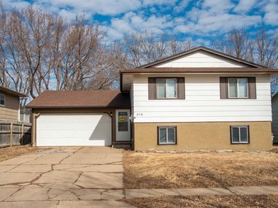 5116 E 16th St, Sioux Falls, SD, 57110