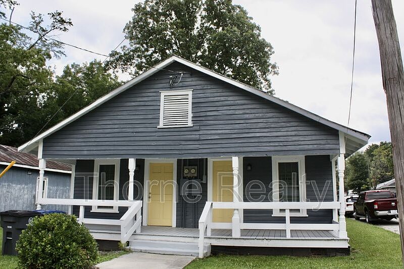 1st image of 841 Gay St