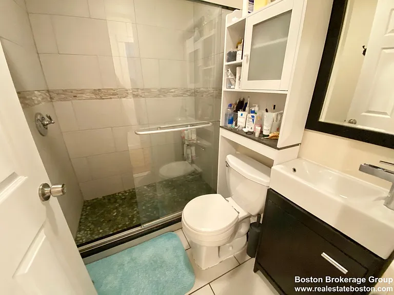 5 Oswald St #30 — Photo 7
