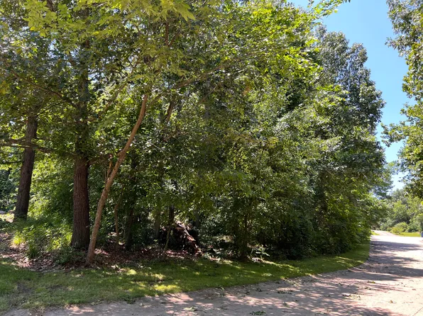 Xxx Hearthside Drive, Lot. 5, Neosho, MO 64850