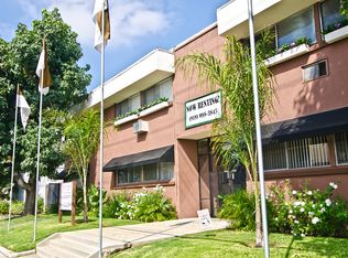 VANOWEN APARTMENTS, Van Nuys, CA 91406