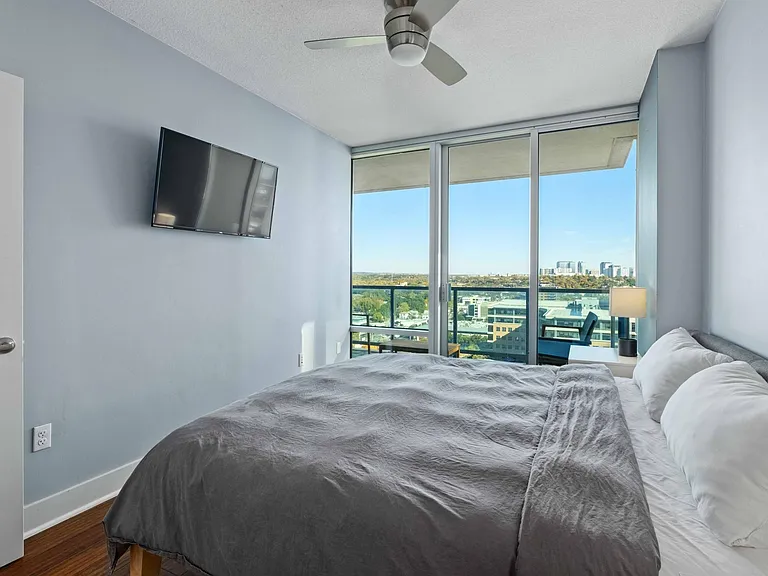 300 Bowie St #1808 — Photo 12