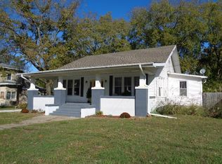 510 W Cherry St, Nevada, MO 64772