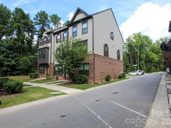505 Cubitt Ct, Charlotte, NC 28205