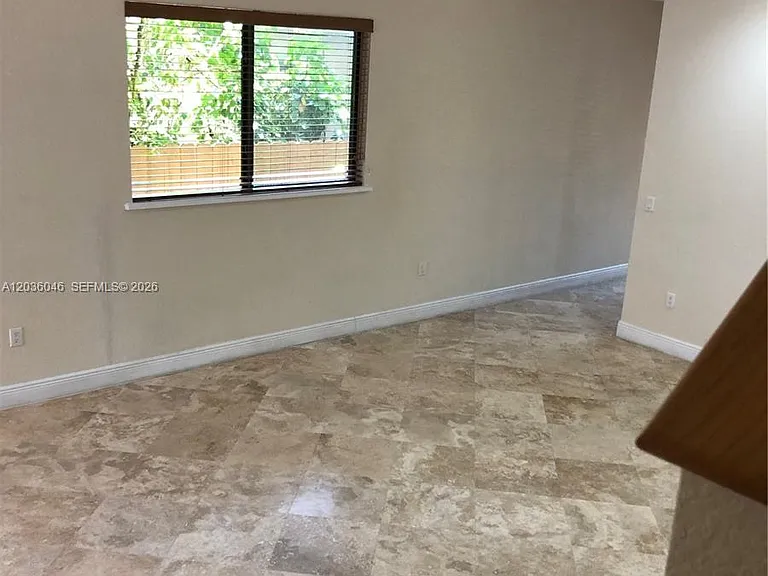 3227 Gifford Ln #3227 — Photo 11