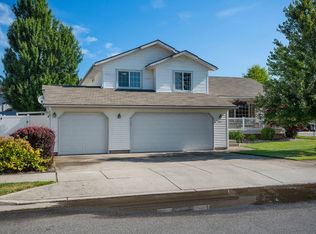811 E Singing Hills Dr, Post Falls, ID 83854