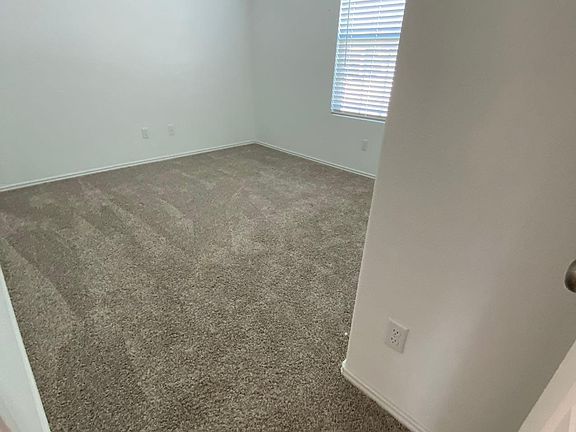5th image of 112 Olseley Br