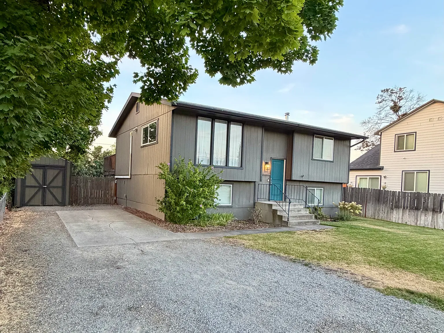 3 bed, 1758 sqft, $2,300 — Photo 1