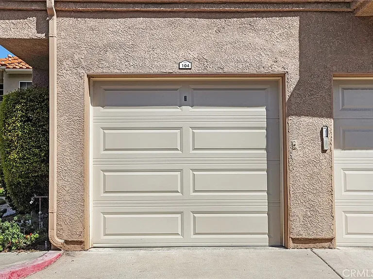 24491 Mozer Dr — Photo 20