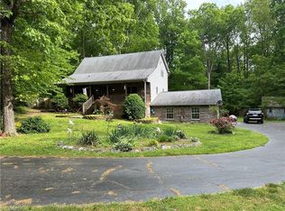 7580 Watkins Ford Rd, Kernersville, NC 27284