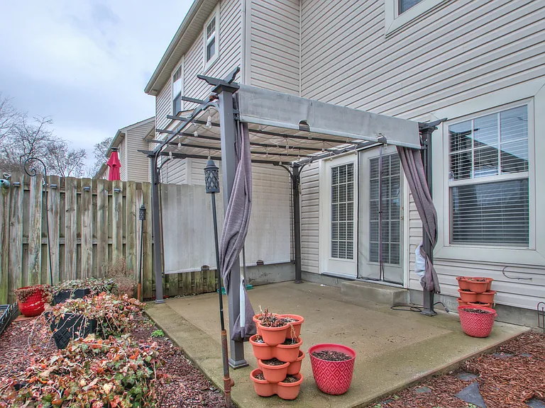 735 Tulip Grove Rd — Photo 10