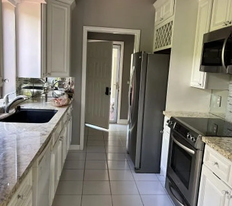 150 Cape Pointe Cir