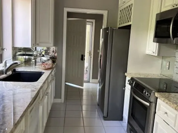150 Cape Pointe Cir, Jupiter, FL 33477