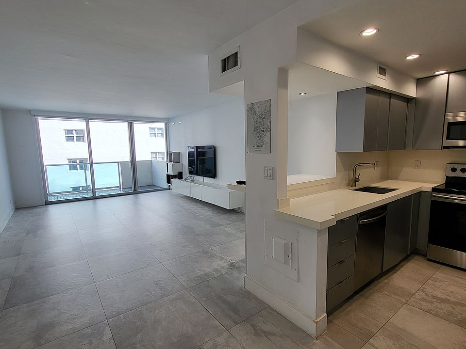 1st image of 1200 West Ave APT 1019