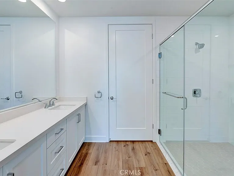 4407 Rivington — Photo 12