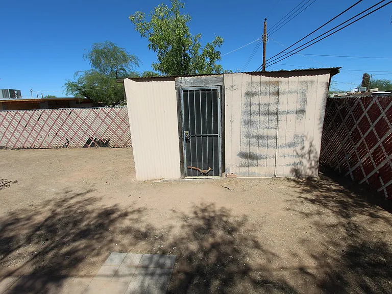 Storage shed