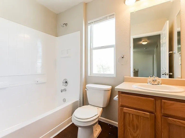18258 E 45th Pl — Photo 2