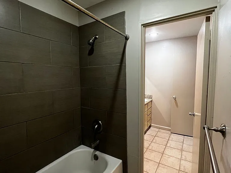 1008 S College Rd #203 — Photo 10