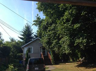 3511 NE 96th St, Seattle, WA 98115