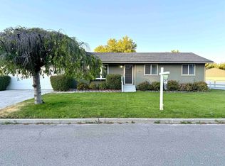 1905 S Calvin Rd, Veradale, WA 99037