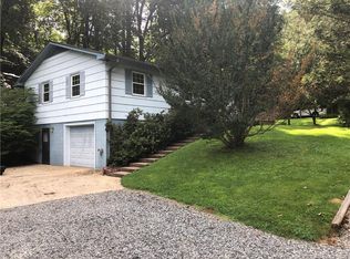 506 Barberry Heights Dr, Brevard, NC 28712