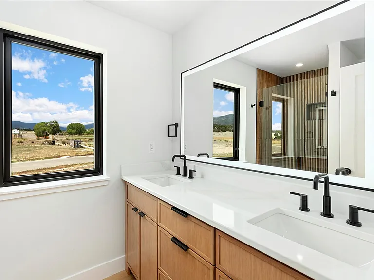 107 Confluence Rd #1 — Photo 24