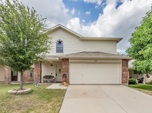 6937 Brookglen Ln, Fort Worth, TX 76179