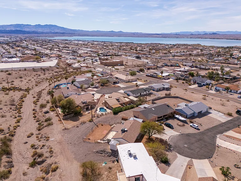 2150 Lake Havasu Plz — Photo 37