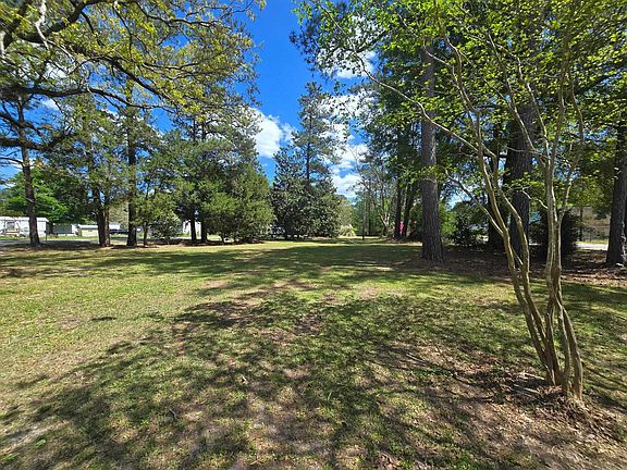 4th image of 98 Old Cemetary Rd.