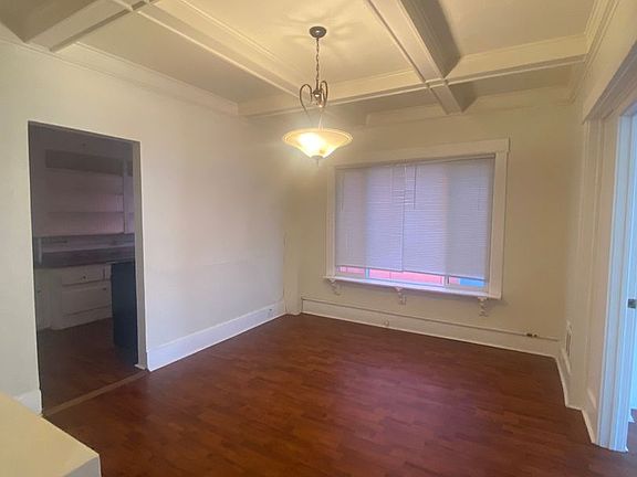 4th image of 229 1st Ave N APT 306