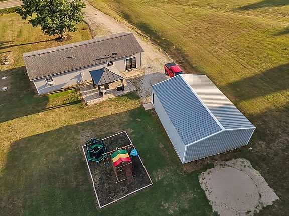 2nd image of 8955 County Road 550