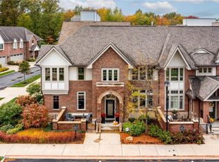 172 Vine St, Westlake, OH 44145