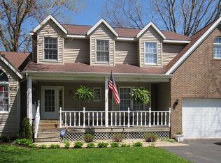 8708 Riley Rd, Wonder Lake, IL 60097