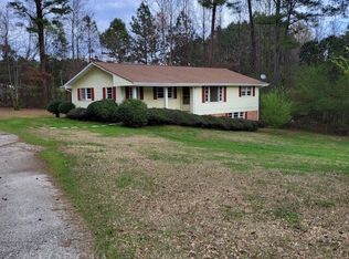 620 Greenwood Acres Dr, Cumming, GA 30040
