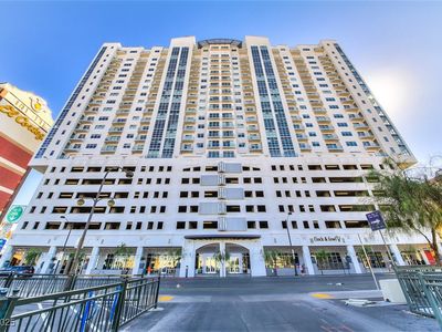 150 Las Vegas Blvd #803, Las Vegas, NV, 89106