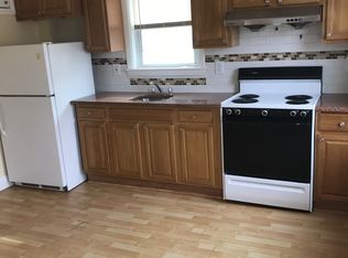 6 West Ave APT 3, Pawtucket, RI 02860