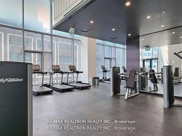 357 King St W #1504, Toronto, ON M5V 1K1