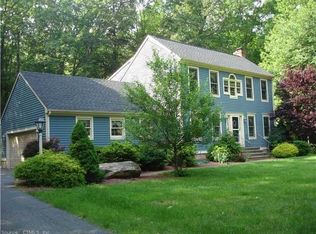 10 Lindsey Ln, Willington, CT 06279