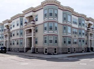307 Merrimack St APT 1, Manchester, NH 03103