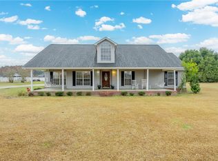 5625 Wooddell Dr, Waycross, GA 31503