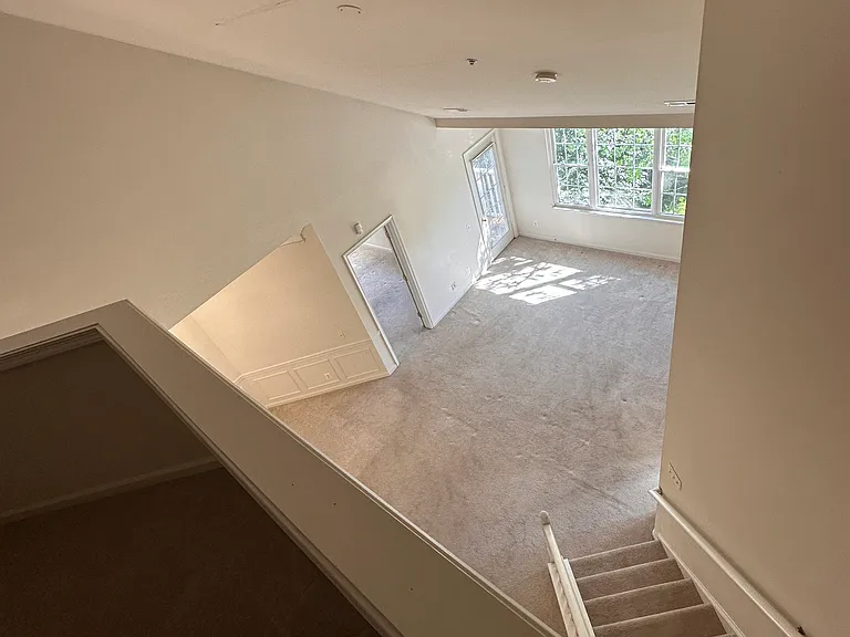 Upstairs Loft Space